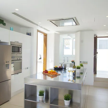Your Stunning With Sea Views 25 Villa Protaras