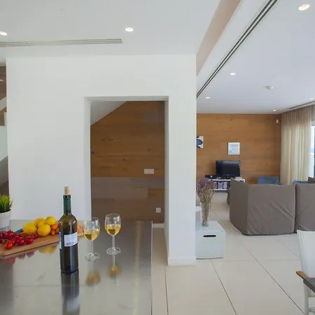 Villa Your Stunning With Sea Views 25 Protaras